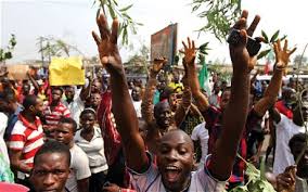 Nigerian Students Threaten to Protest if the Federal Govt Fails to Reopen Schools