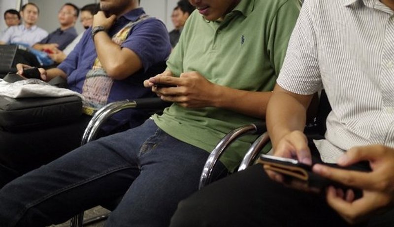texting-in-class