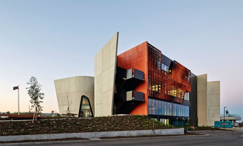 Hsing Yun Education Foundation Scholarships at Nan Tien Institute in Australia