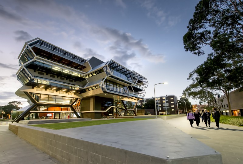 Study in Australia: 2018 Chin Communications Scholarship at Monash University, Australia